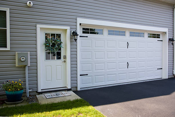 24/7 Emergency Garage Door Panel Replacement experts in Midland, WA